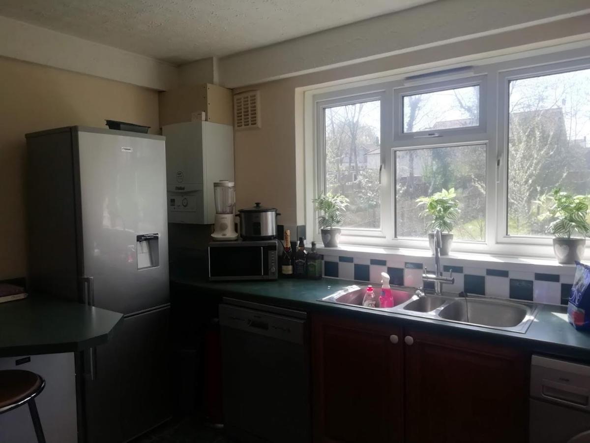 Cozy Loft In Bushey, 20 Mins By Train To Euston London 아파트 외부 사진