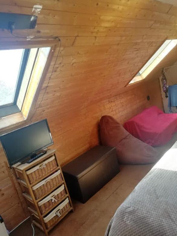 Cozy Loft In Bushey, 20 Mins By Train To Euston London 아파트 외부 사진