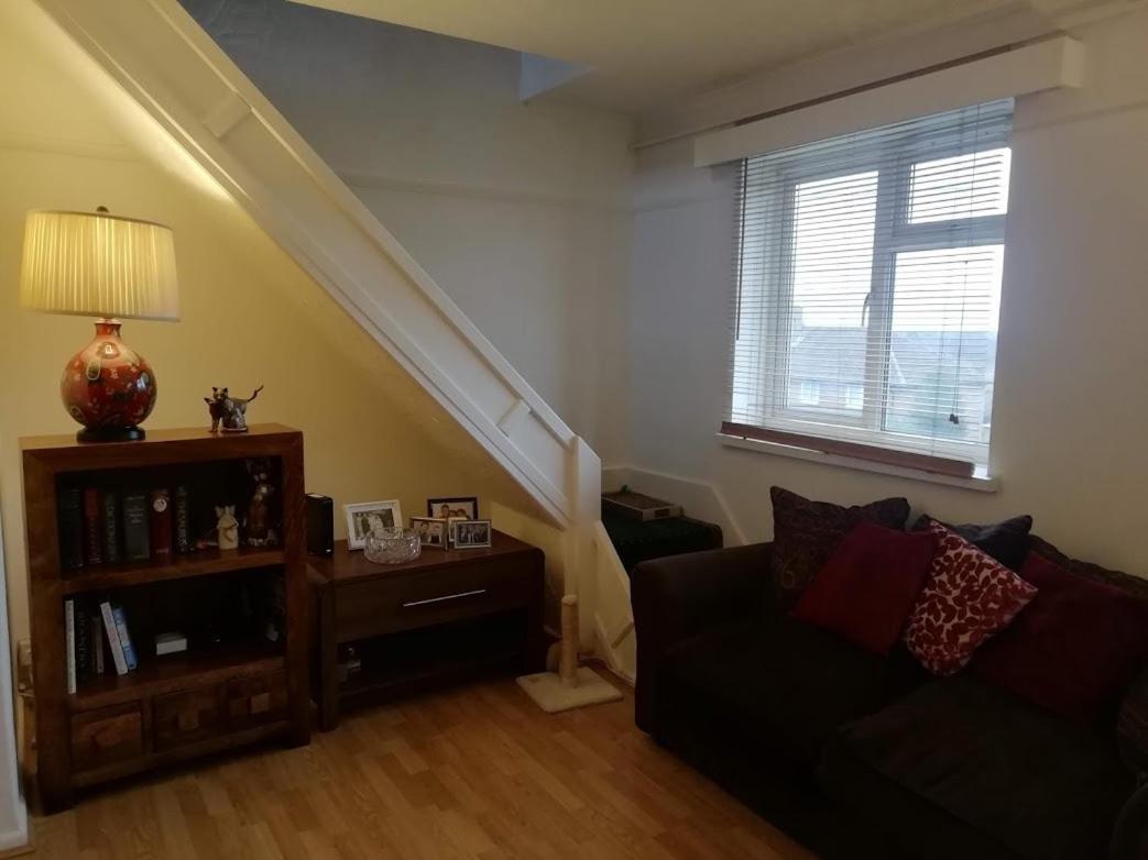 Cozy Loft In Bushey, 20 Mins By Train To Euston London 아파트 외부 사진