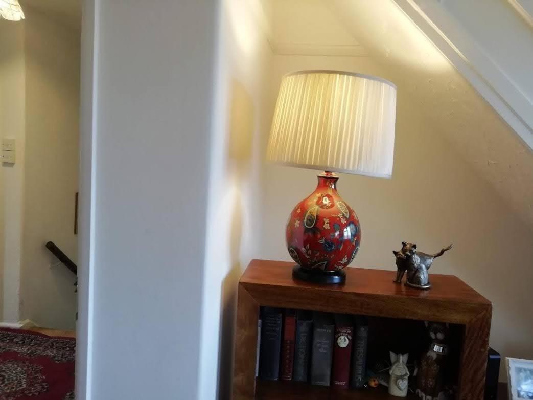 Cozy Loft In Bushey, 20 Mins By Train To Euston London 아파트 외부 사진
